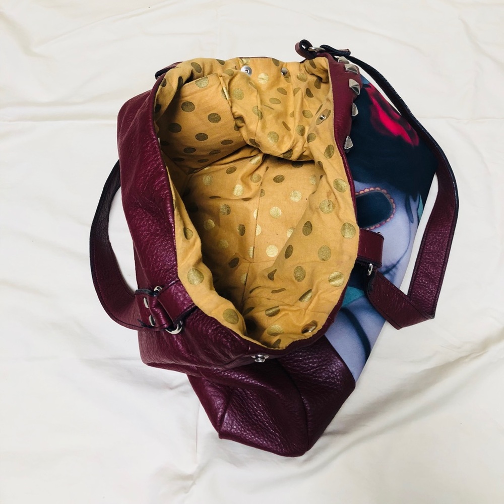 Handbag - Picture 3 of 3